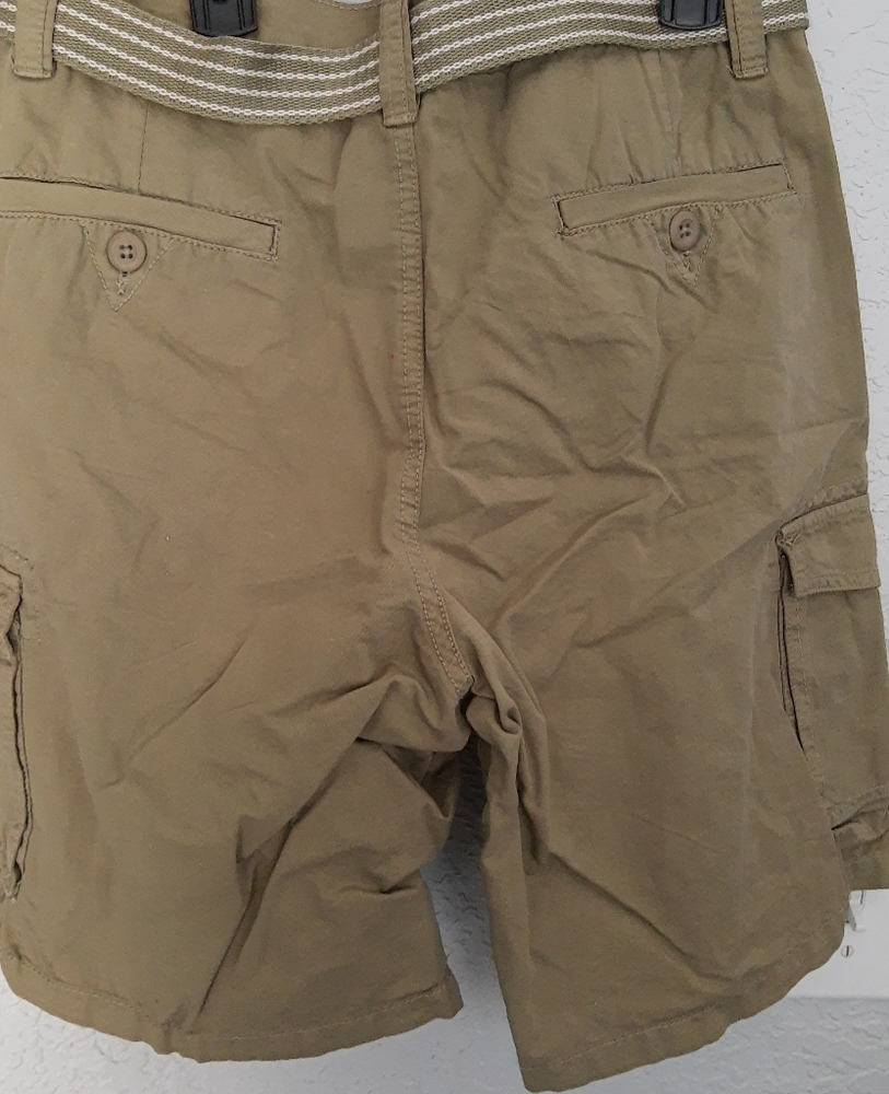 Ring of Fire Youth green cargo shorts, Size 20 - Picture 2 of 6